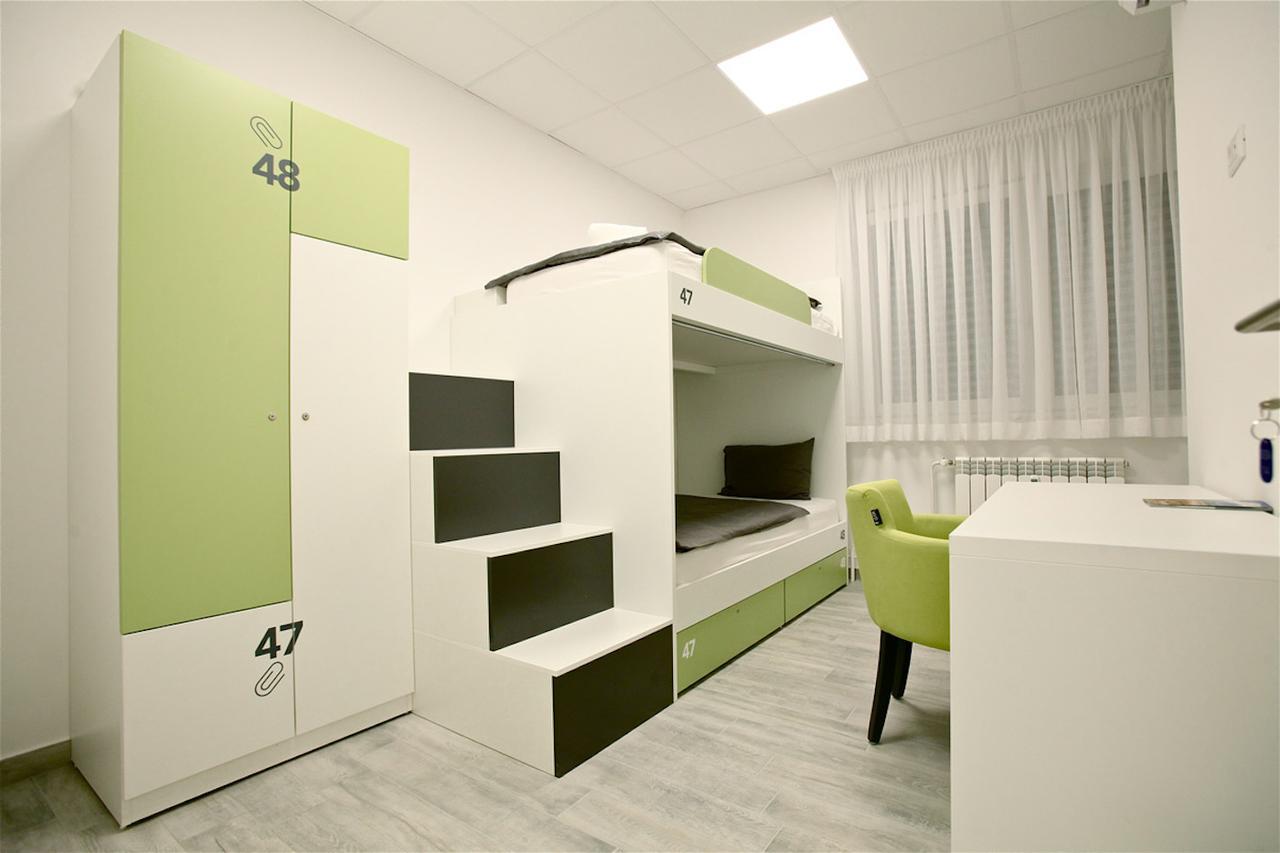 3F Hostel Zagabria Esterno foto