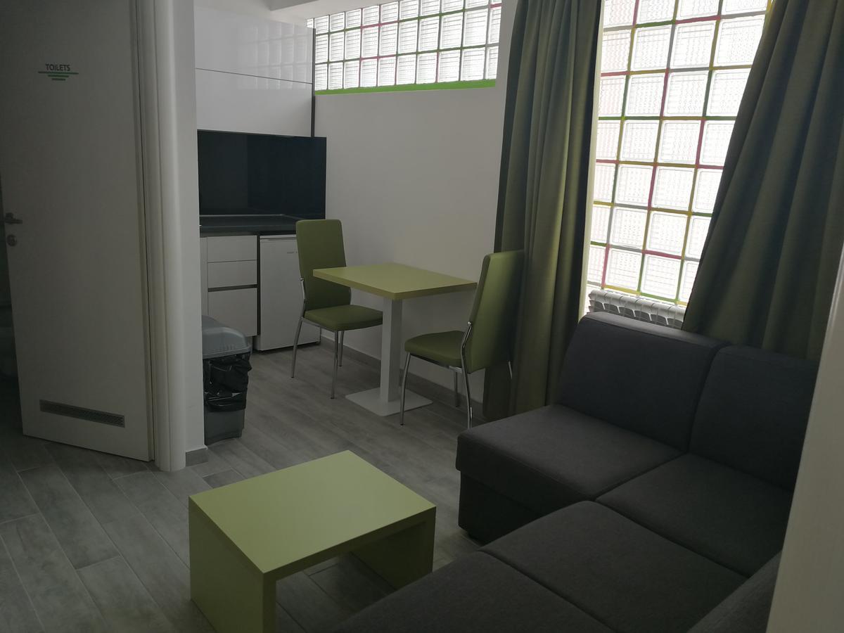 3F Hostel Zagabria Esterno foto