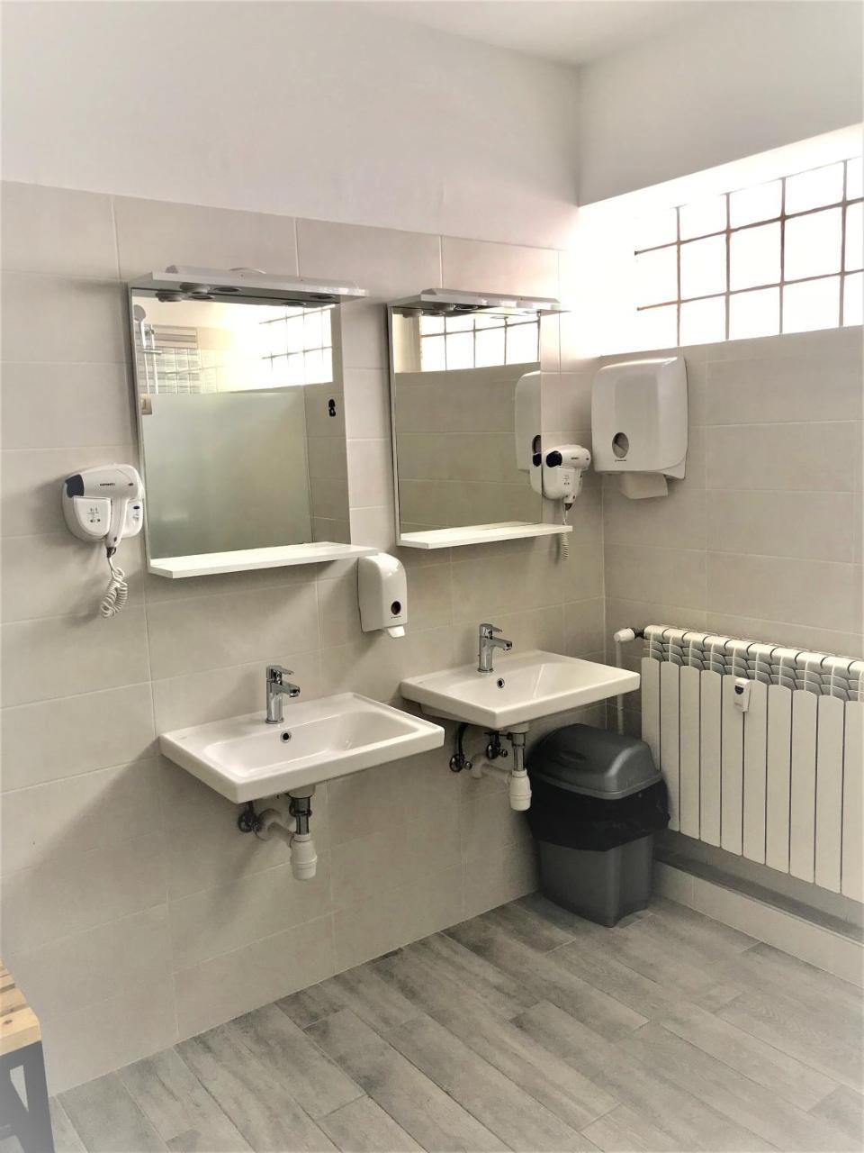 3F Hostel Zagabria Esterno foto